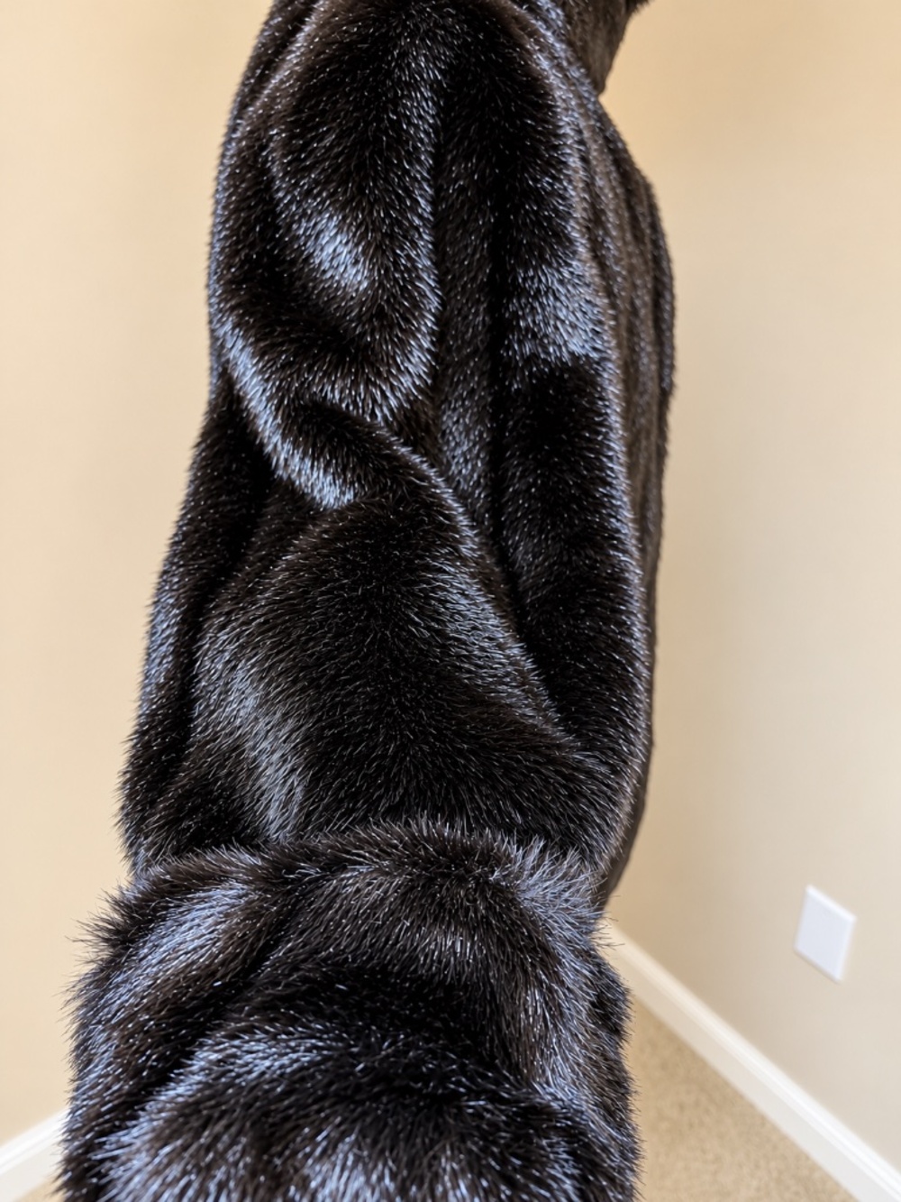 Vintage Dennis Basso Black Faux Mink Fur Coat 1X Plush Glossy Luxury - Picture 8 of 10